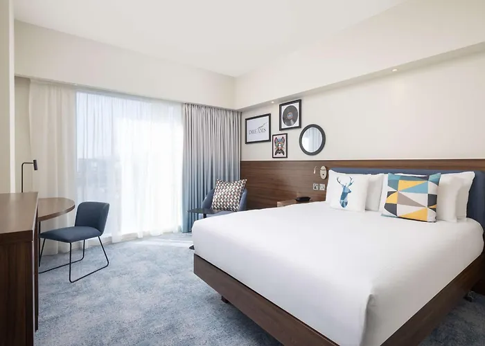 Hampton By Hilton London Gatwick AirportAirport Hotel