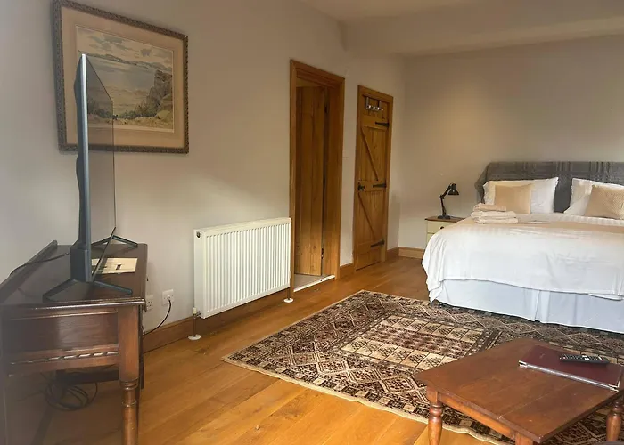 Hookwood Lodge Horley 